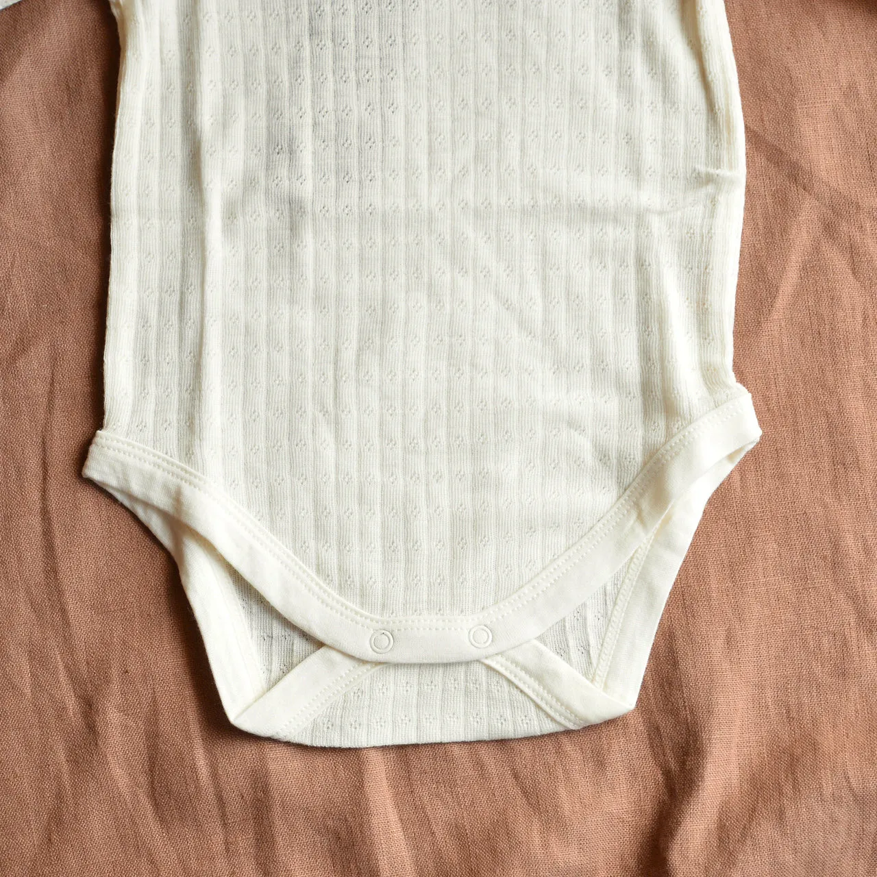 Pointelle Baby Body Long Sleeve 100% Merino - Natural (0-2y)