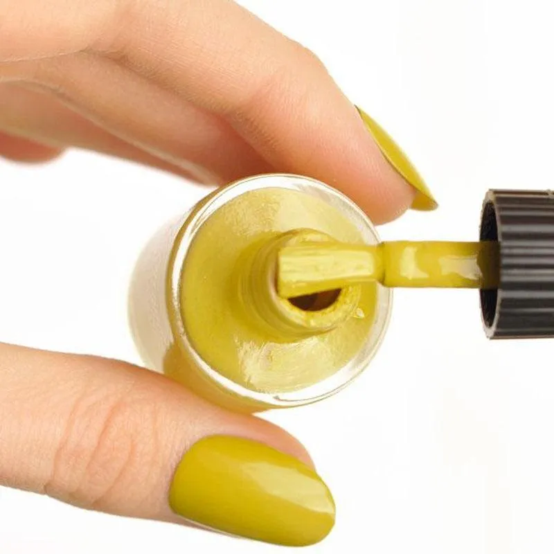 Premium Nail Polish - Mellow Yellow