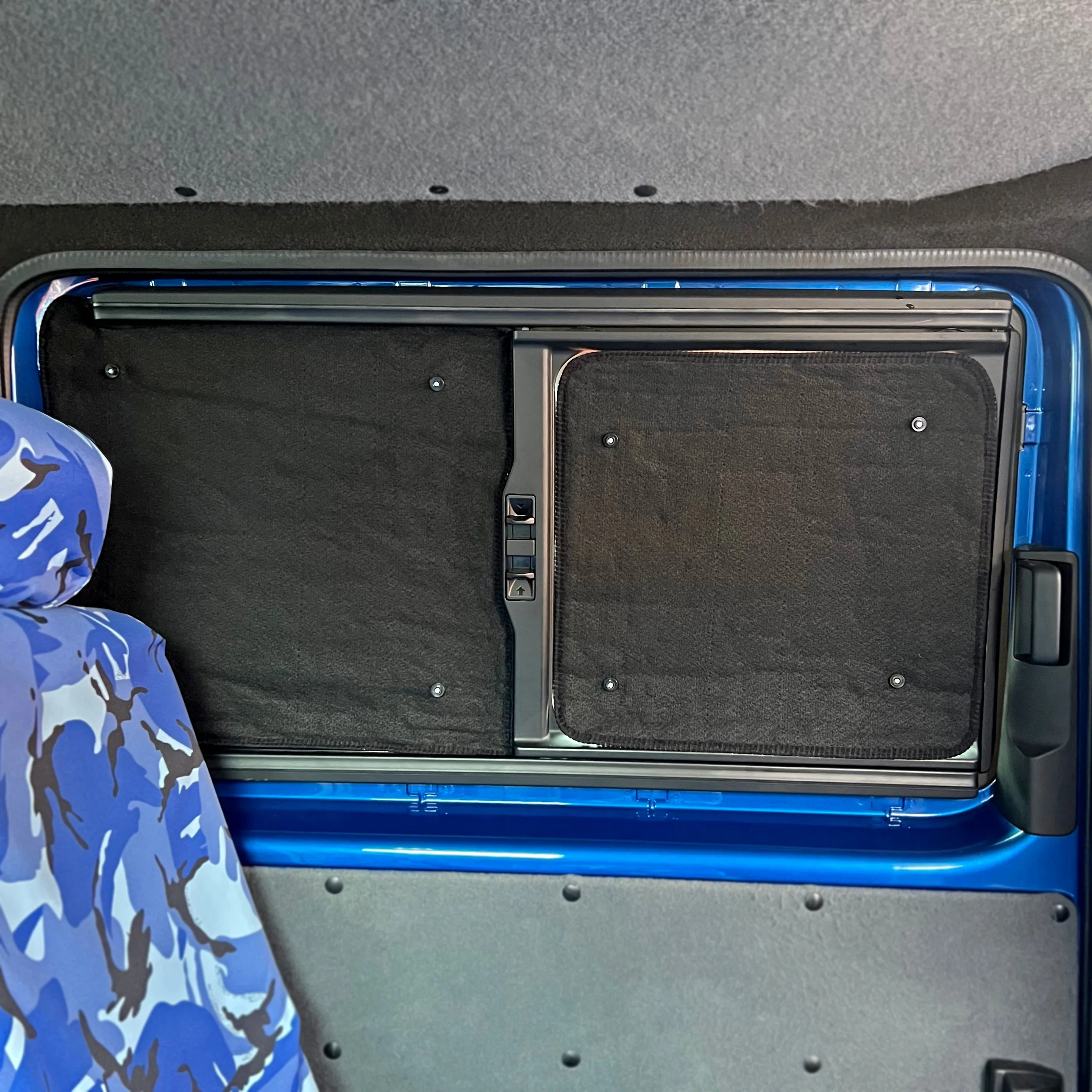 VW T6.1 - Thermal Blind 2p Side Window SET